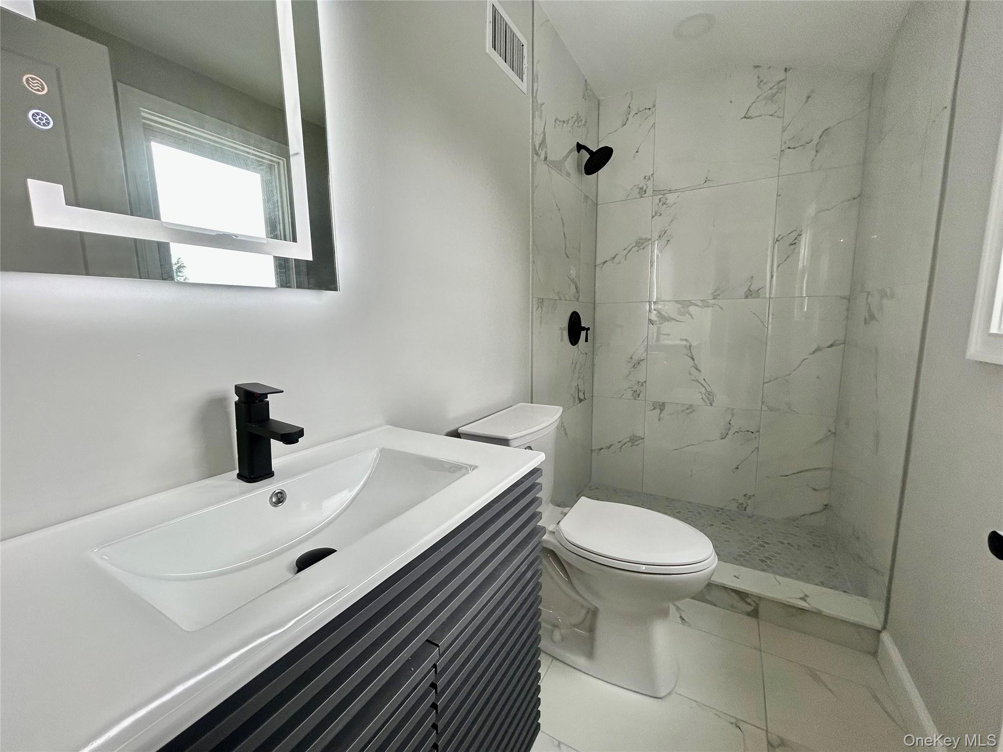 #12 photo, 91 Udalia Court, サフォーク郡 West Islip , NY 11795