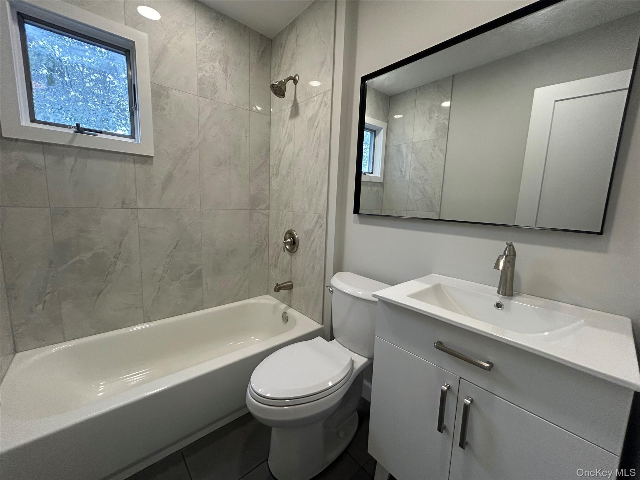 #15 photo, 91 Udalia Court, サフォーク郡 West Islip , NY 11795