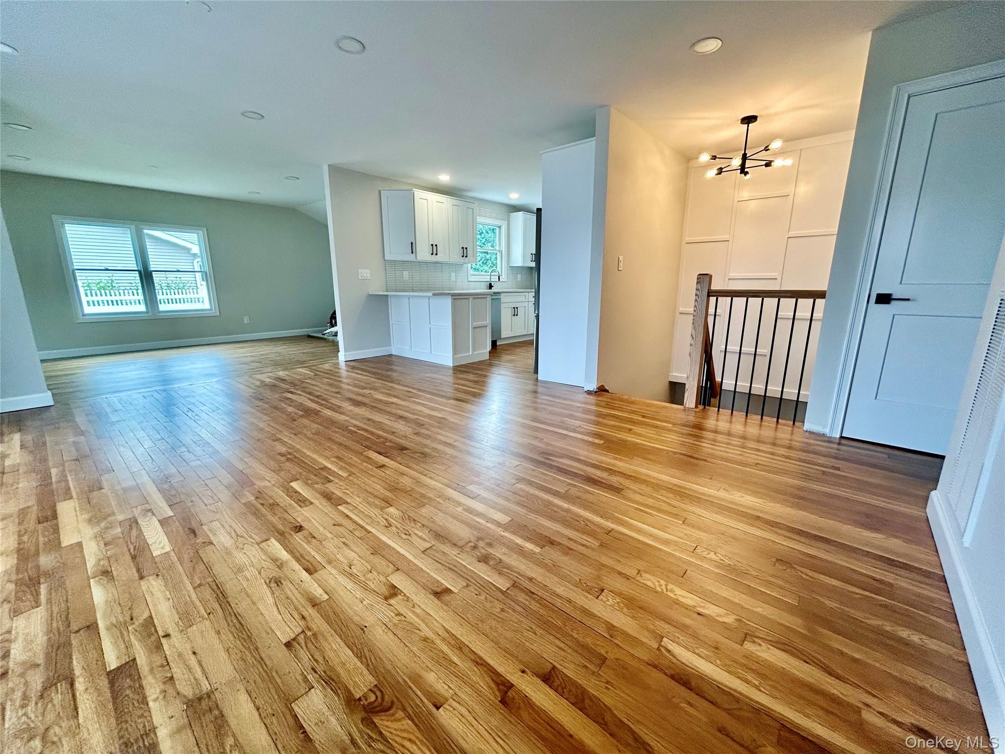 #4 photo, 91 Udalia Court, サフォーク郡 West Islip , NY 11795