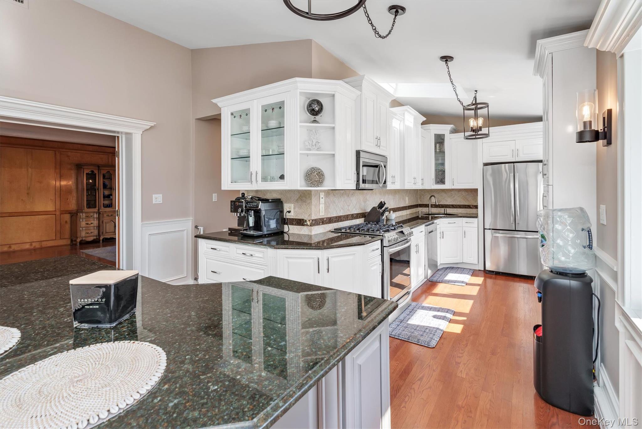 #9 photo, 117 Middlesex Avenue, サフォーク郡 Oakdale , NY 11769