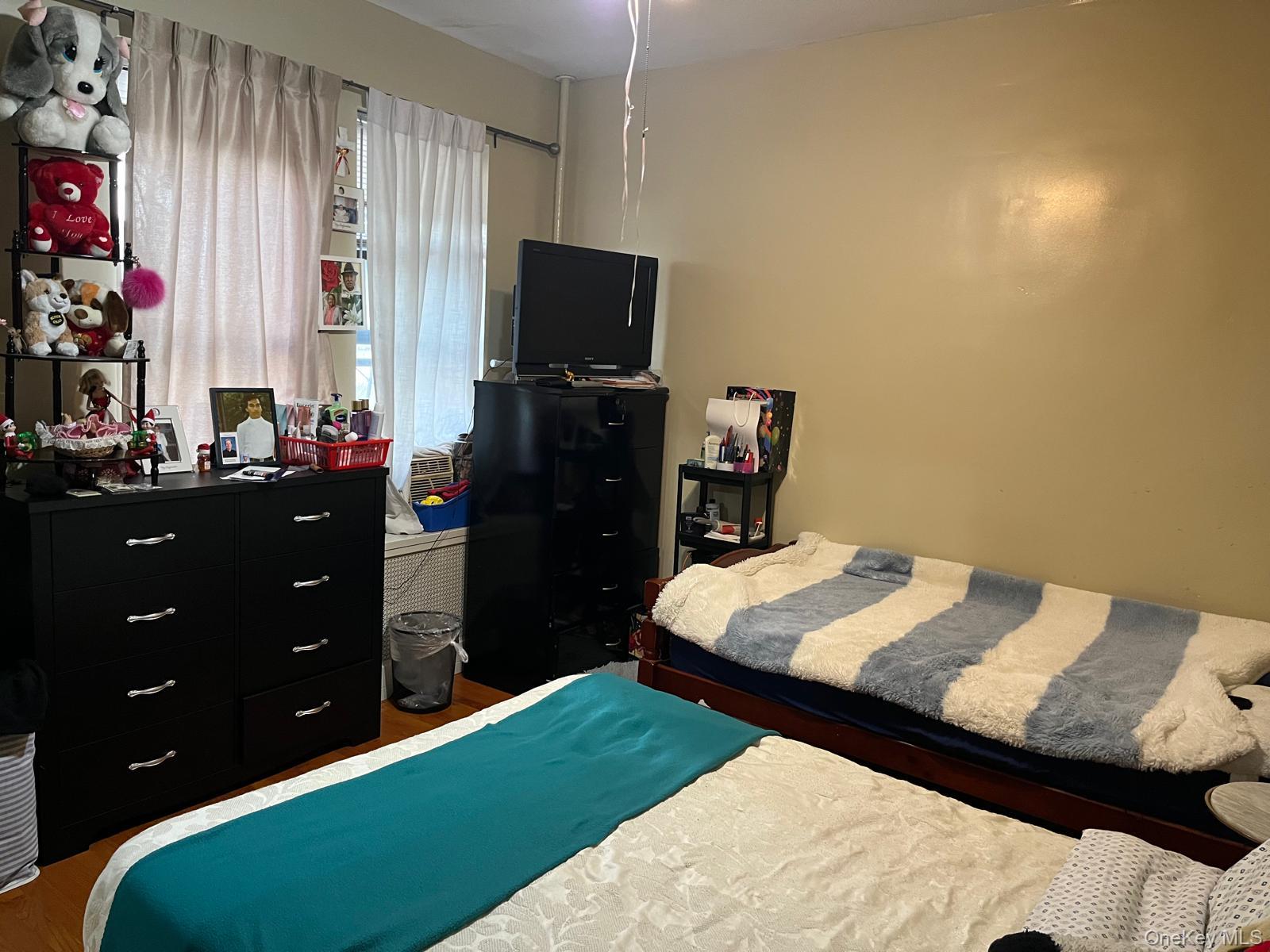 #9 photo, 4036 100th Street, Corona , NY 11368