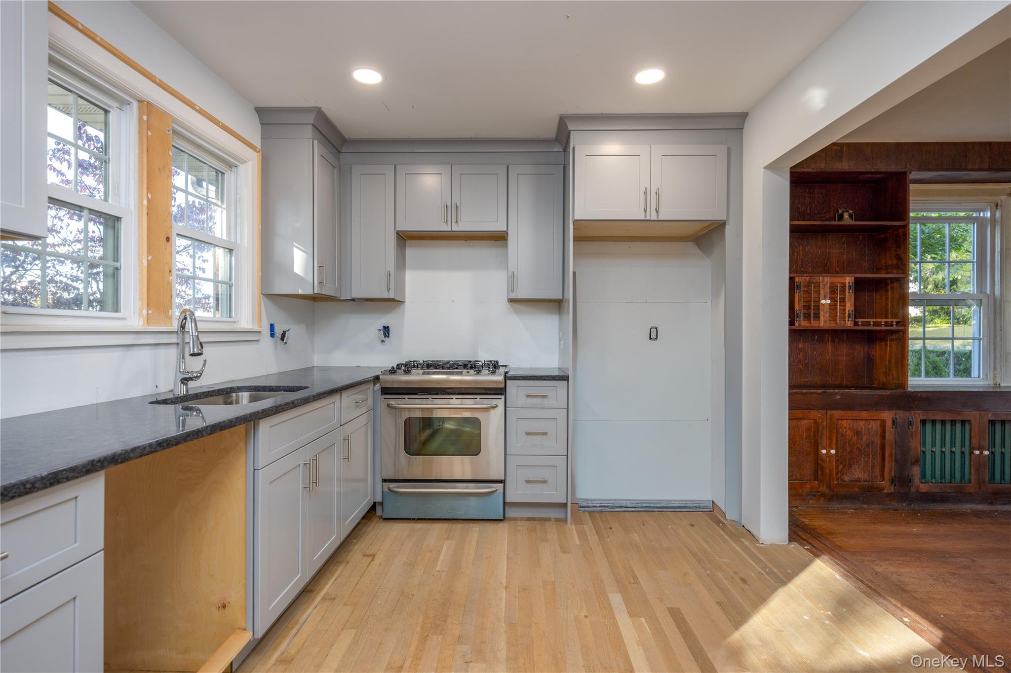 #11 photo, 63 Berkshire Road, Yonkers , NY 10710