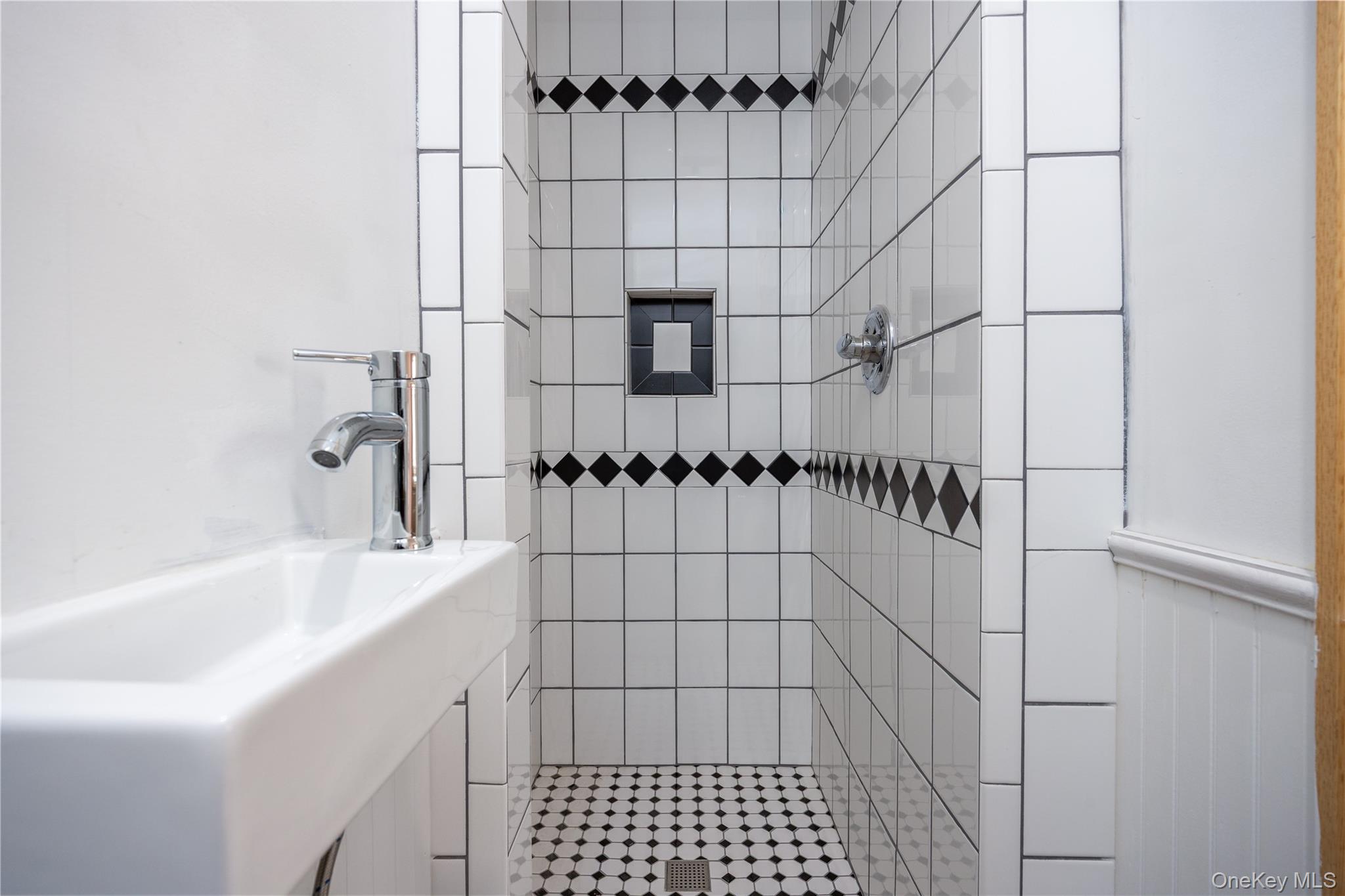 #16 photo, 63 Berkshire Road, Yonkers , NY 10710