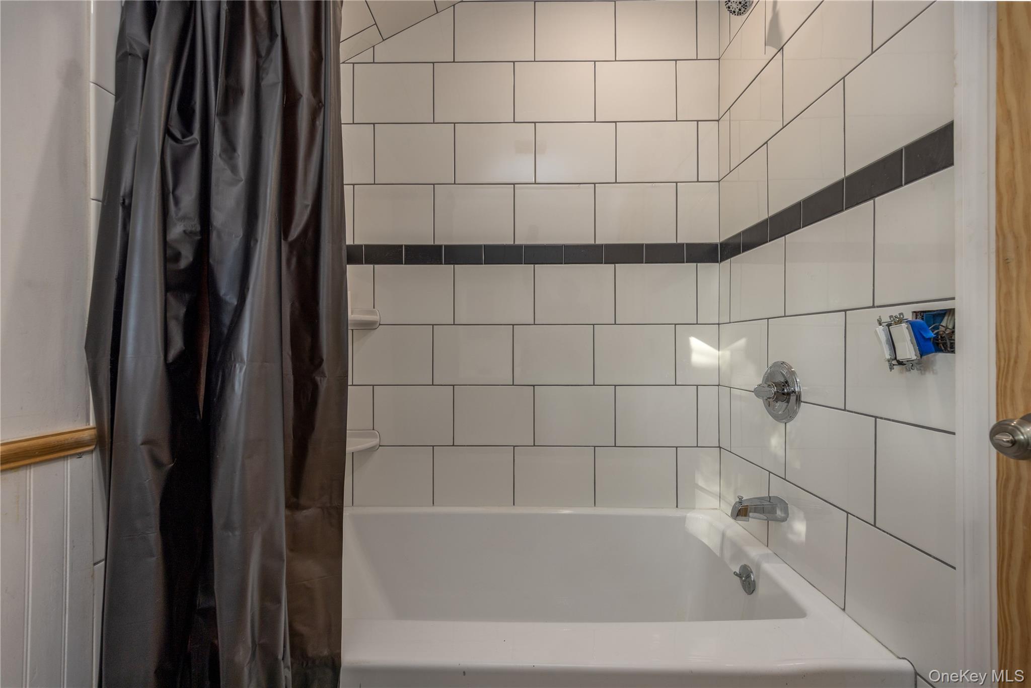 #18 photo, 63 Berkshire Road, Yonkers , NY 10710