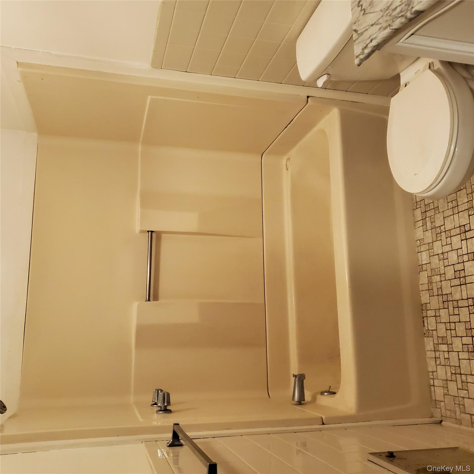 #8 photo, 160 West Road, Pleasant Valley , NY 12569