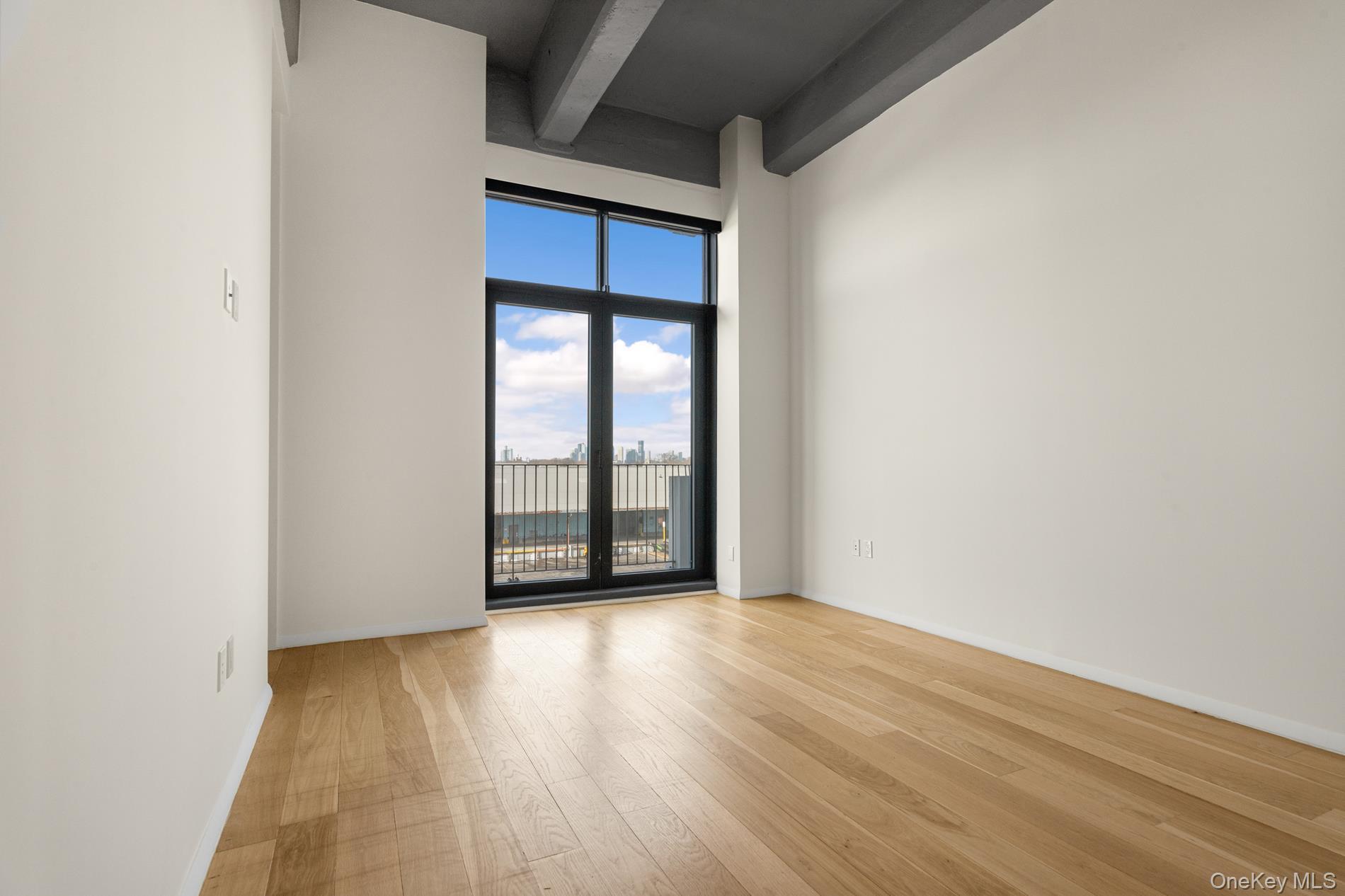 #8 photo, 160 Imlay Street, ブルックリン区 Brooklyn , NY 11231