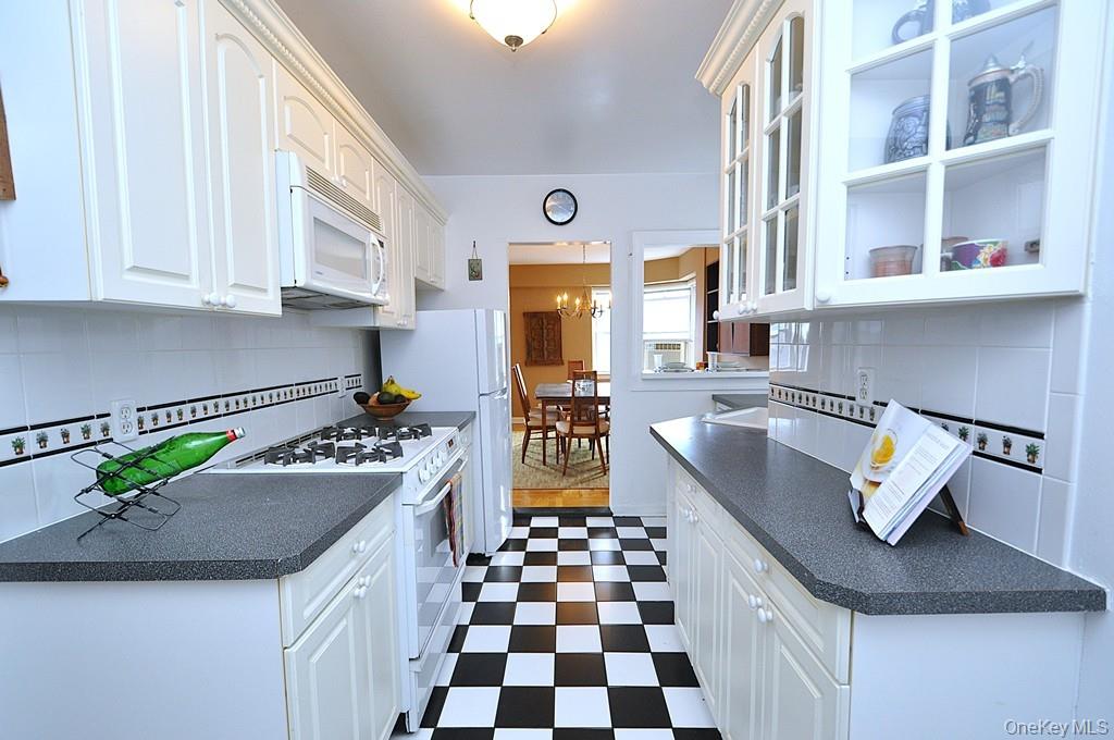 #11 photo, 235 Garth Road, Scarsdale , NY 10583