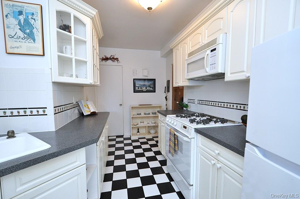 #14 photo, 235 Garth Road, Scarsdale , NY 10583