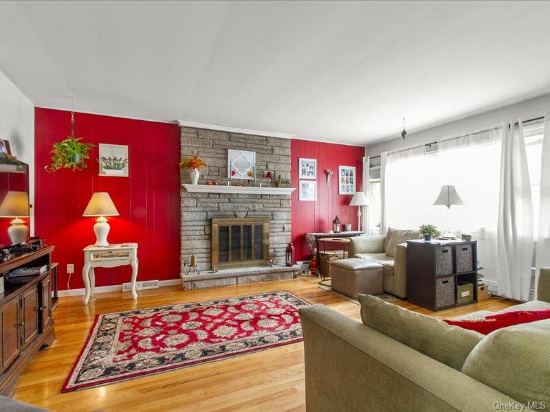 #5 photo, 9 Glenwood Avenue, Poughkeepsie , NY 12603