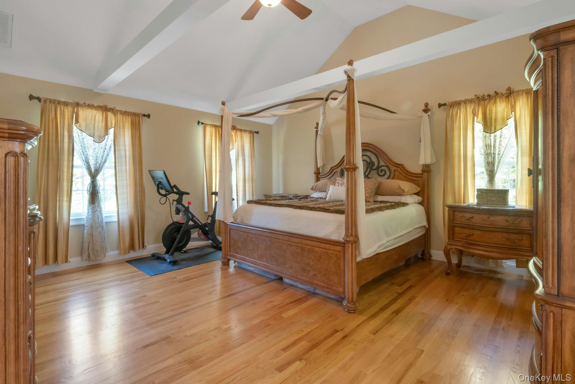 #20 photo, 8 Woodland Drive, Wappingers Falls , NY 12590