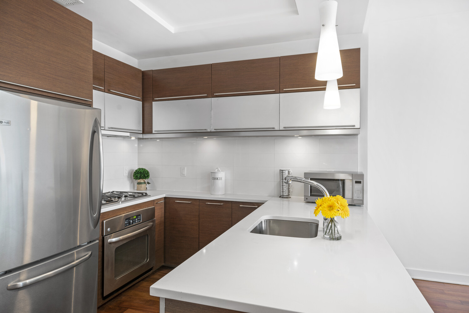 #6 photo, 41-17 CRESCENT Street, Long Island City , NY 11101