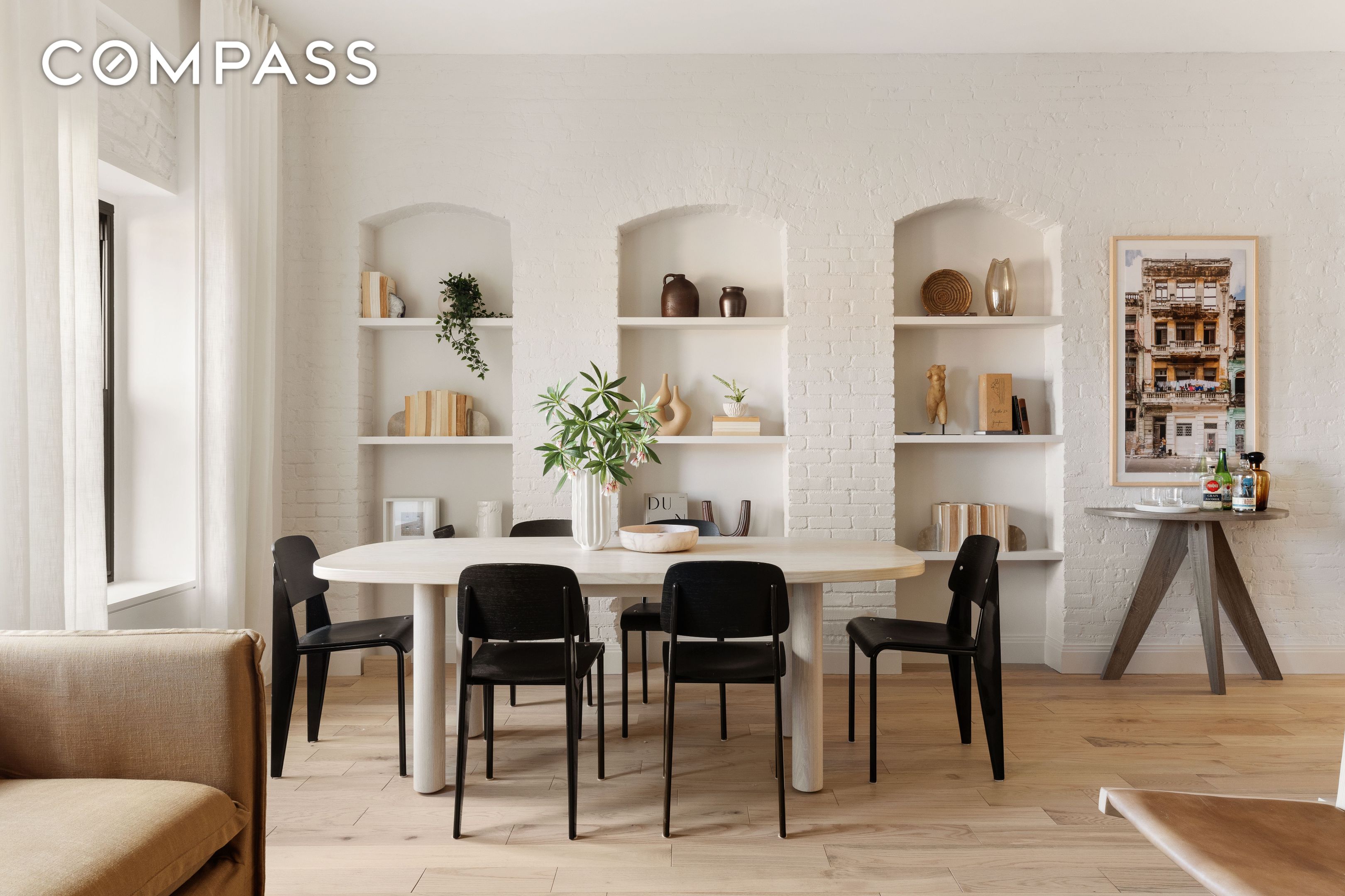 #3 photo, 300 E 4th Street, マンハッタン East Village , NY 10009