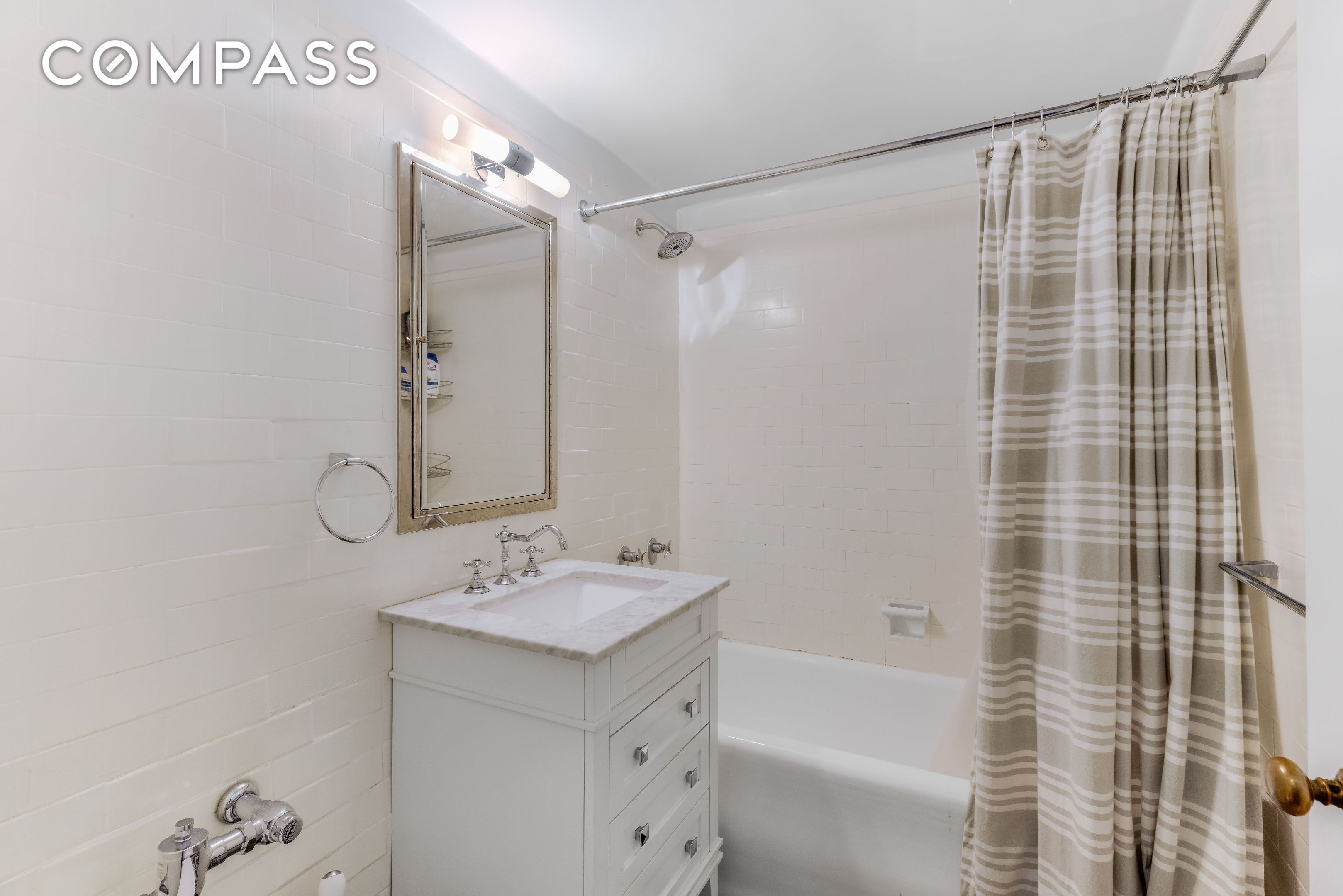 #7 photo, 465 W 23rd Street, マンハッタン Chelsea , NY 10011