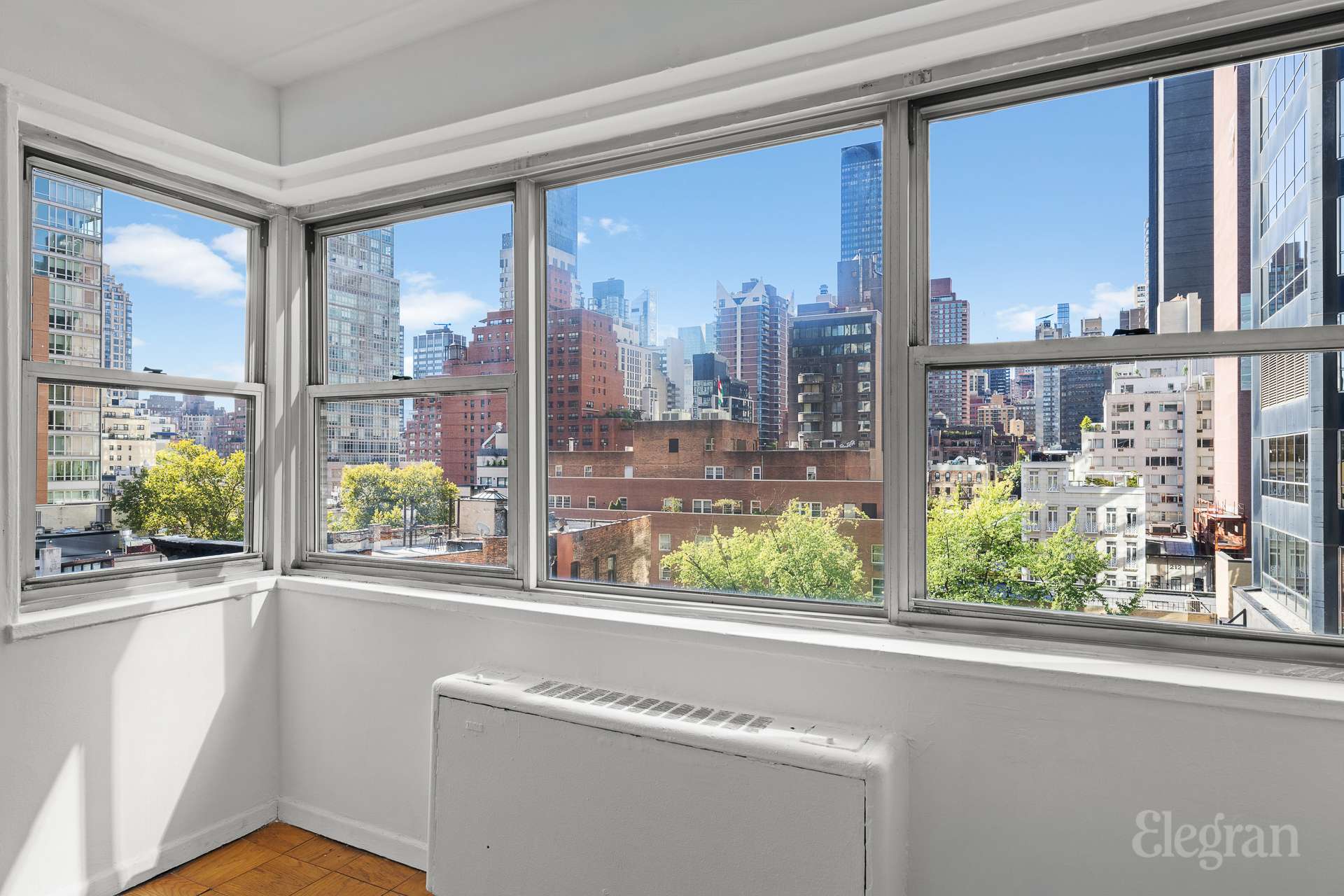 #3 photo, 211 E 53rd Street, マンハッタン Midtown East , NY 10022