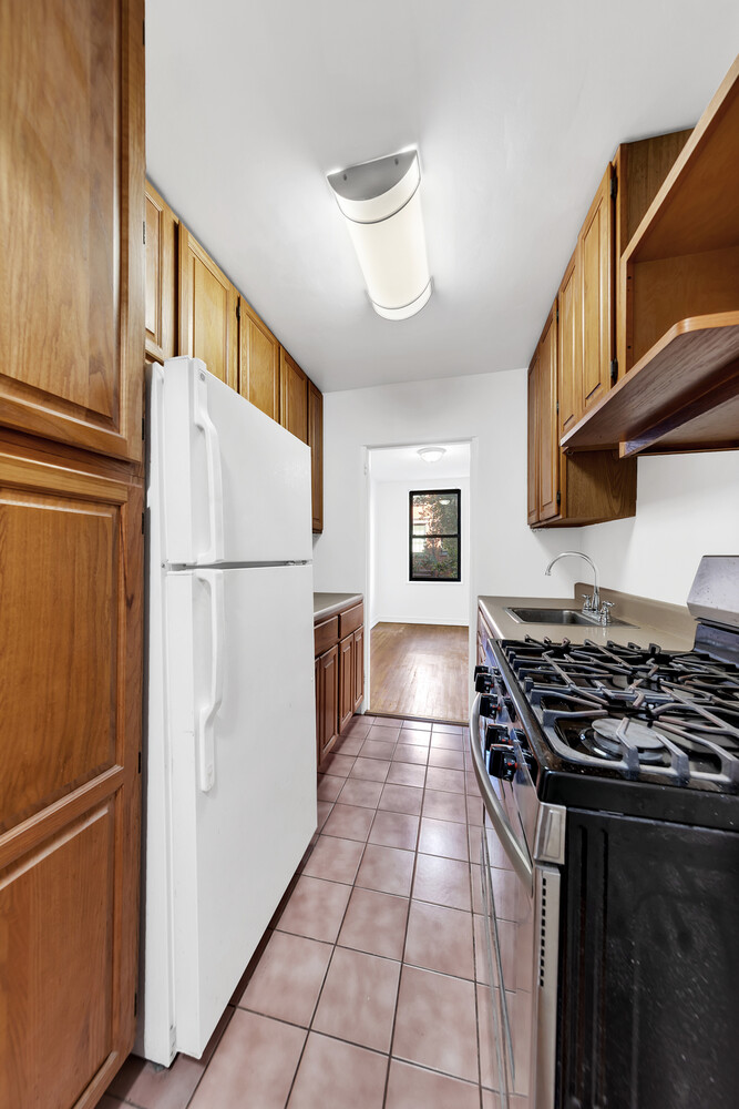 #5 photo, 100 BANK Street, マンハッタン West Village , NY 10014