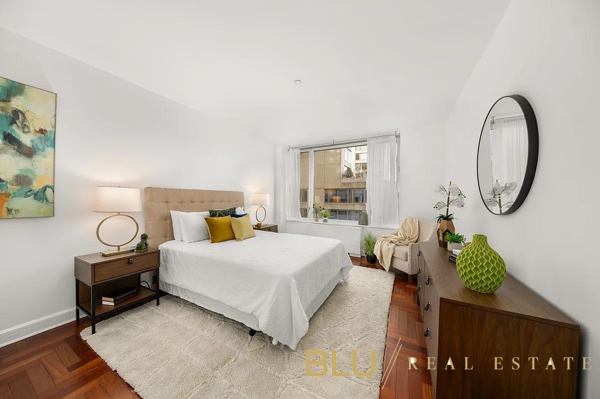 #5 photo, New York City, マンハッタン Lincoln Square , NY 10069