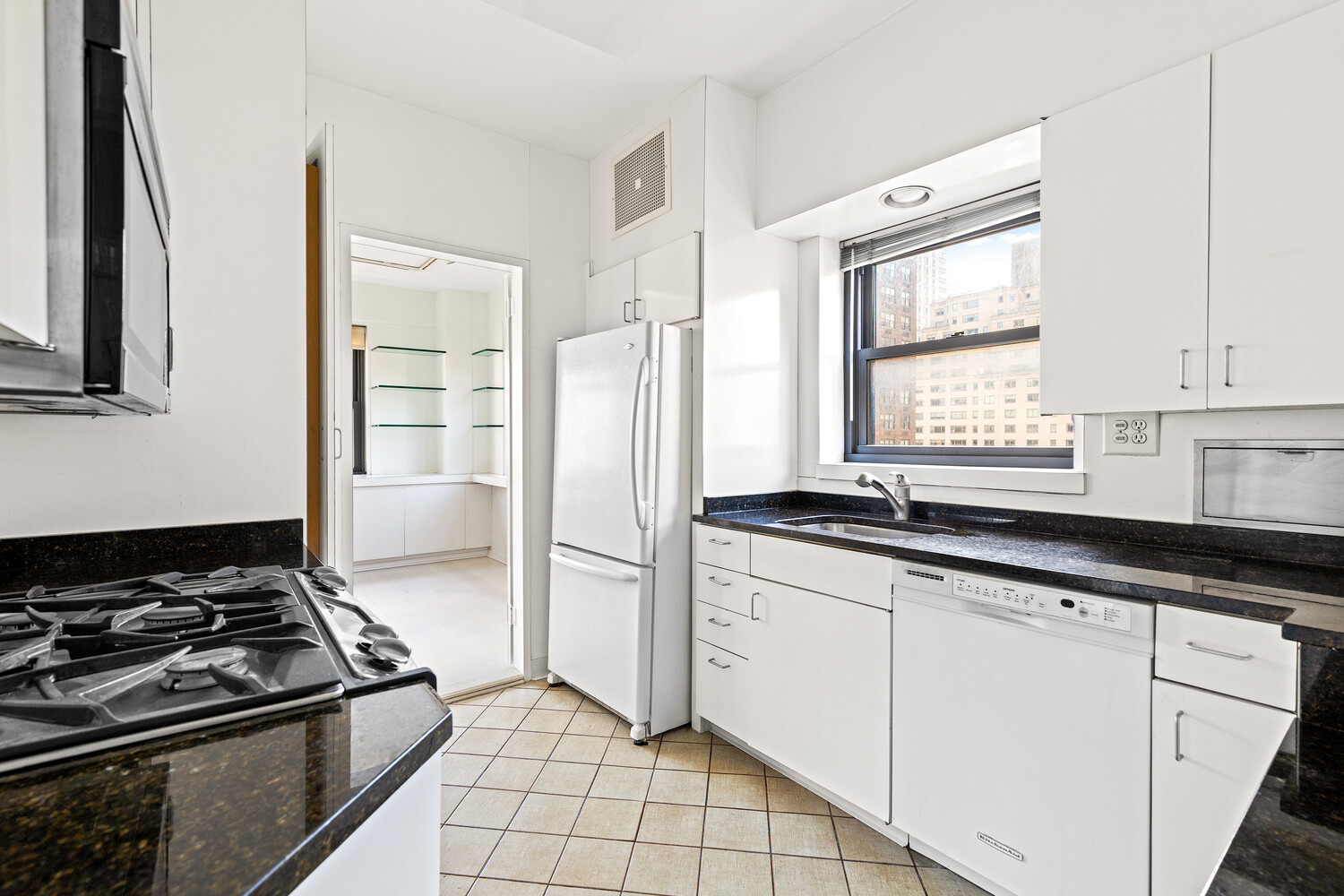 #6 photo, 165 E 72ND Street, マンハッタン Lenox Hill , NY 10021