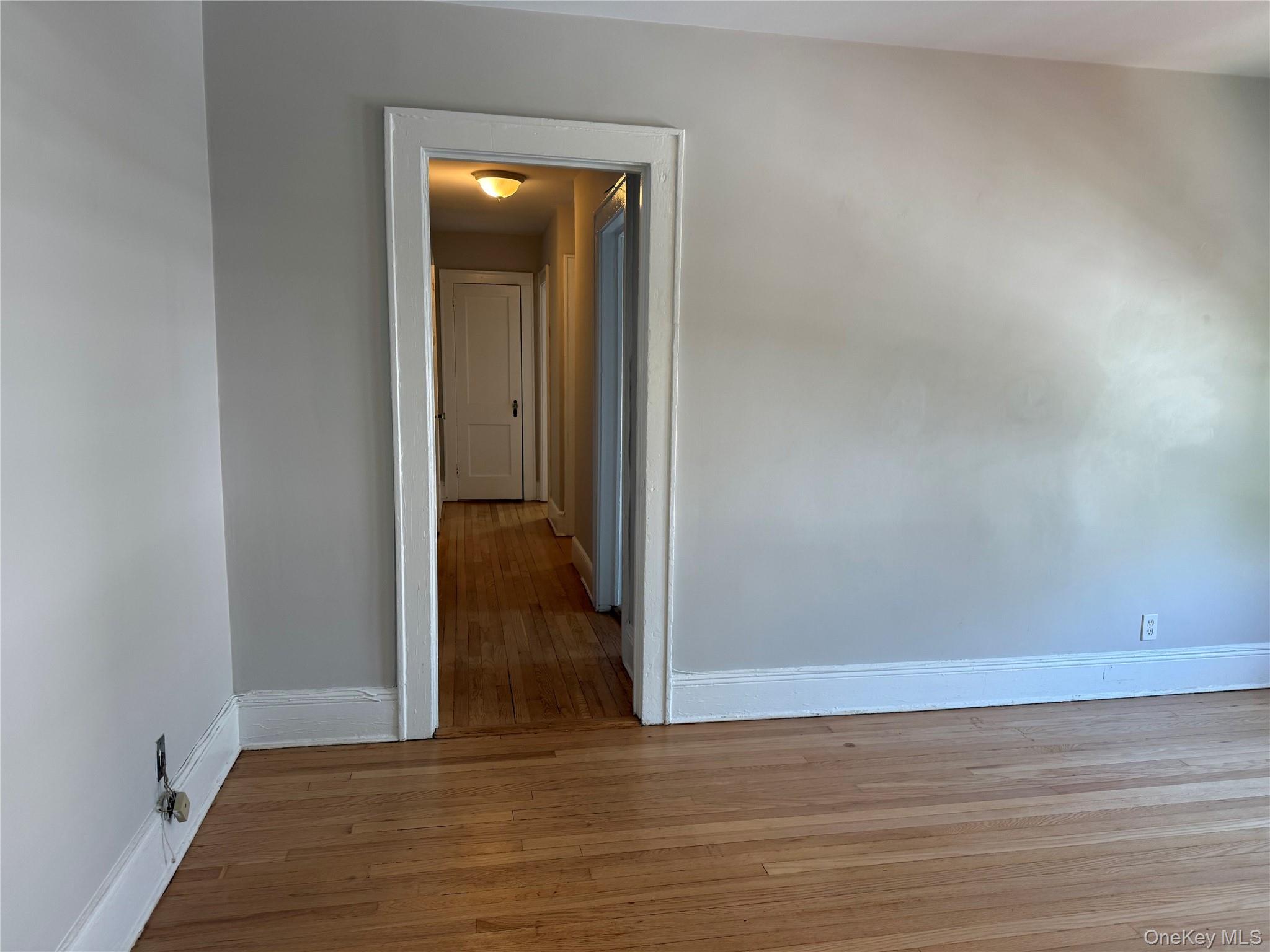 #3 photo, 50 The Crescent, サフォーク郡 Babylon , NY 11702