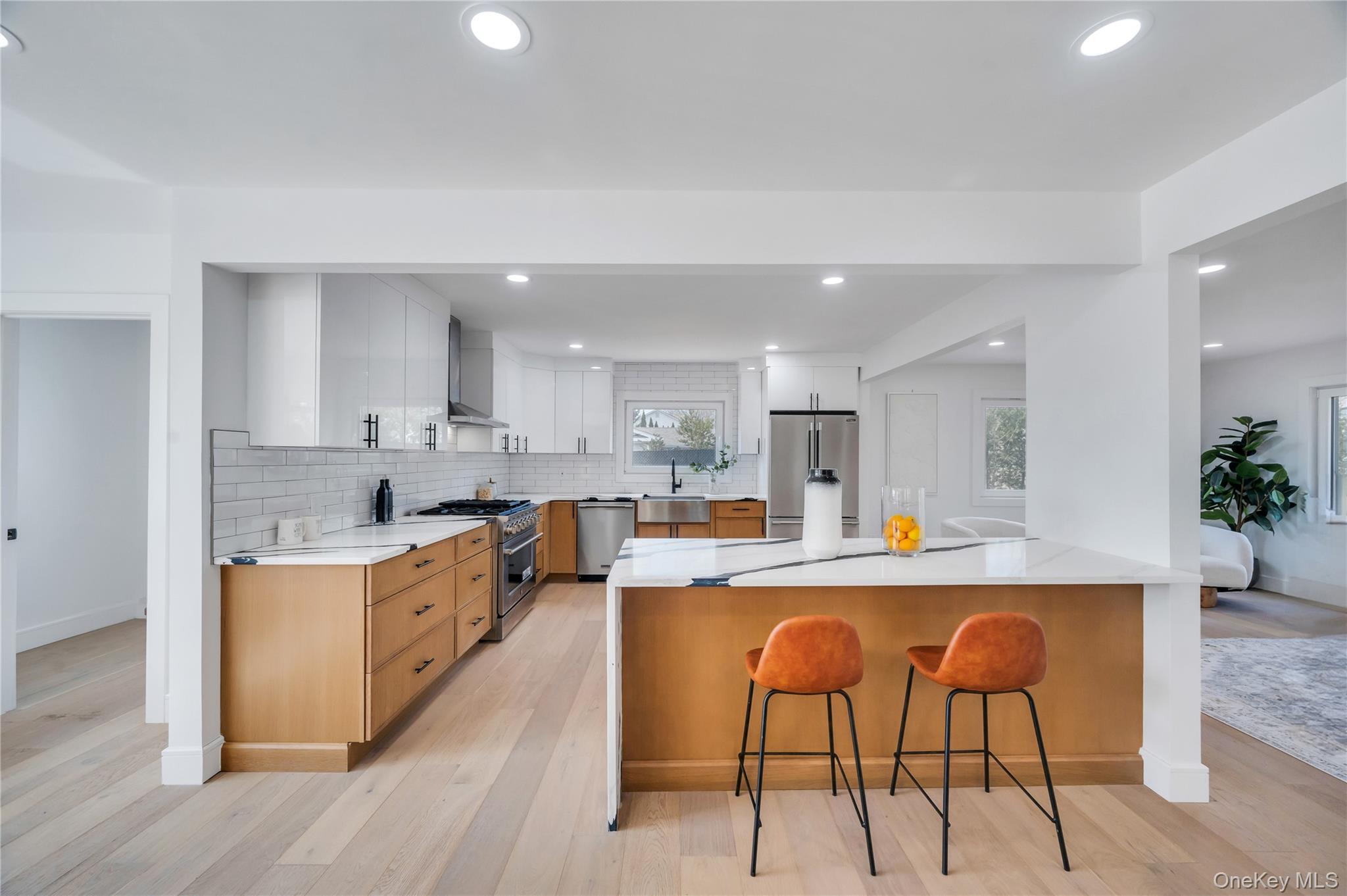 #7 photo, 118 Ryder Avenue, Dix Hills , NY 11746