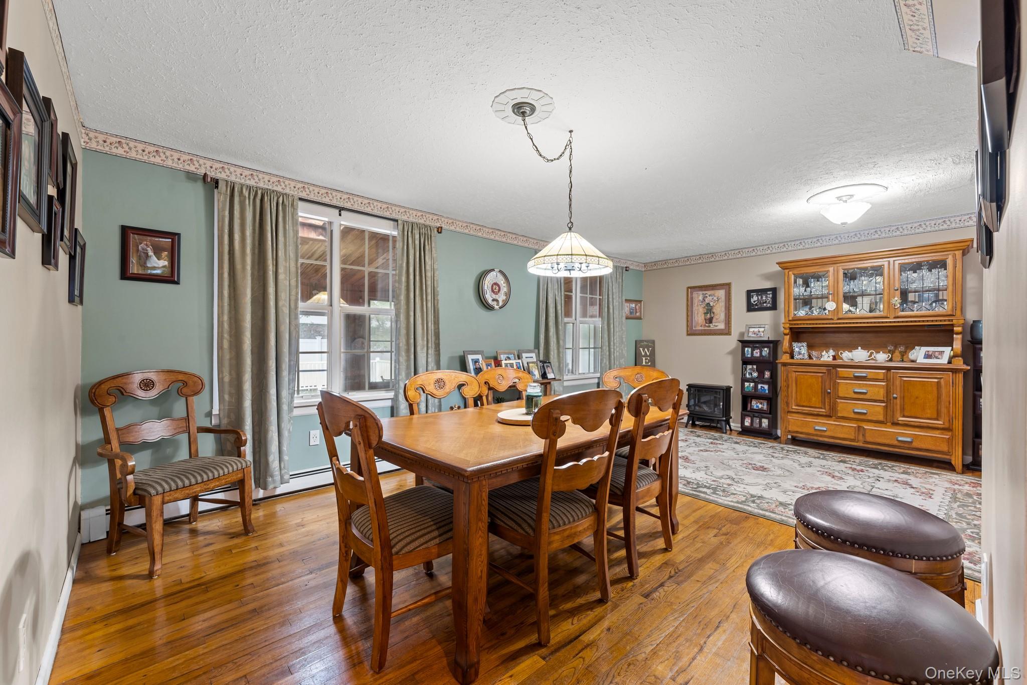 #18 photo, 438 Lillian Boulevard, サフォーク郡 Holbrook , NY 11741