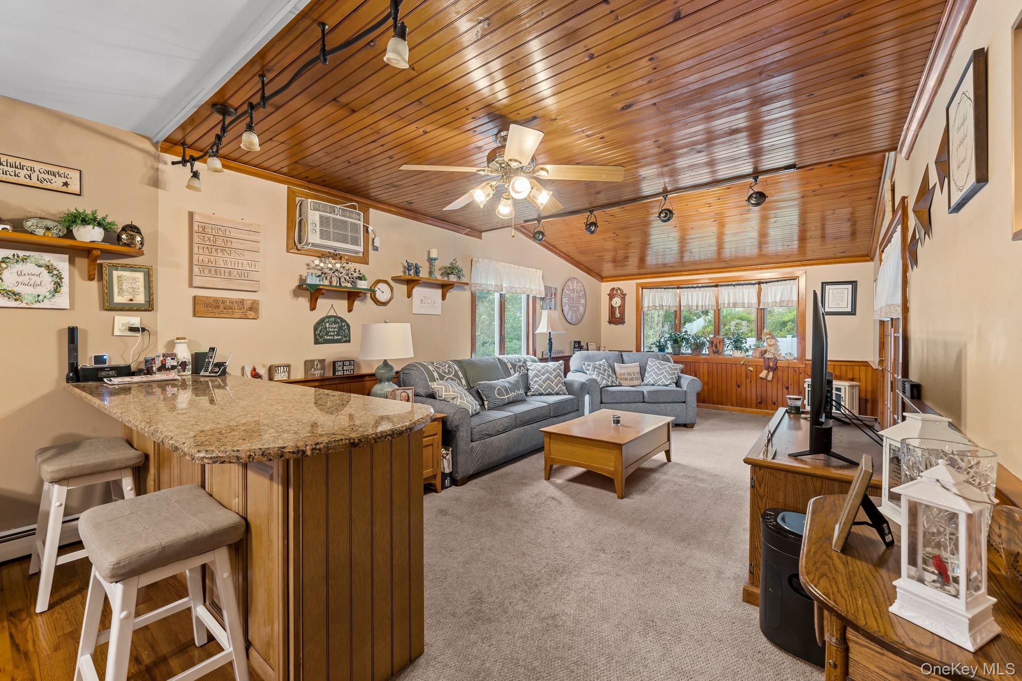 #6 photo, 438 Lillian Boulevard, サフォーク郡 Holbrook , NY 11741