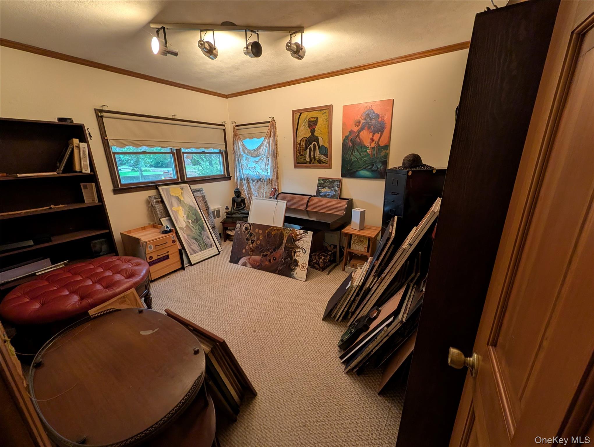 #16 photo, 57 Hiawatha Drive, Brightwaters , NY 11718