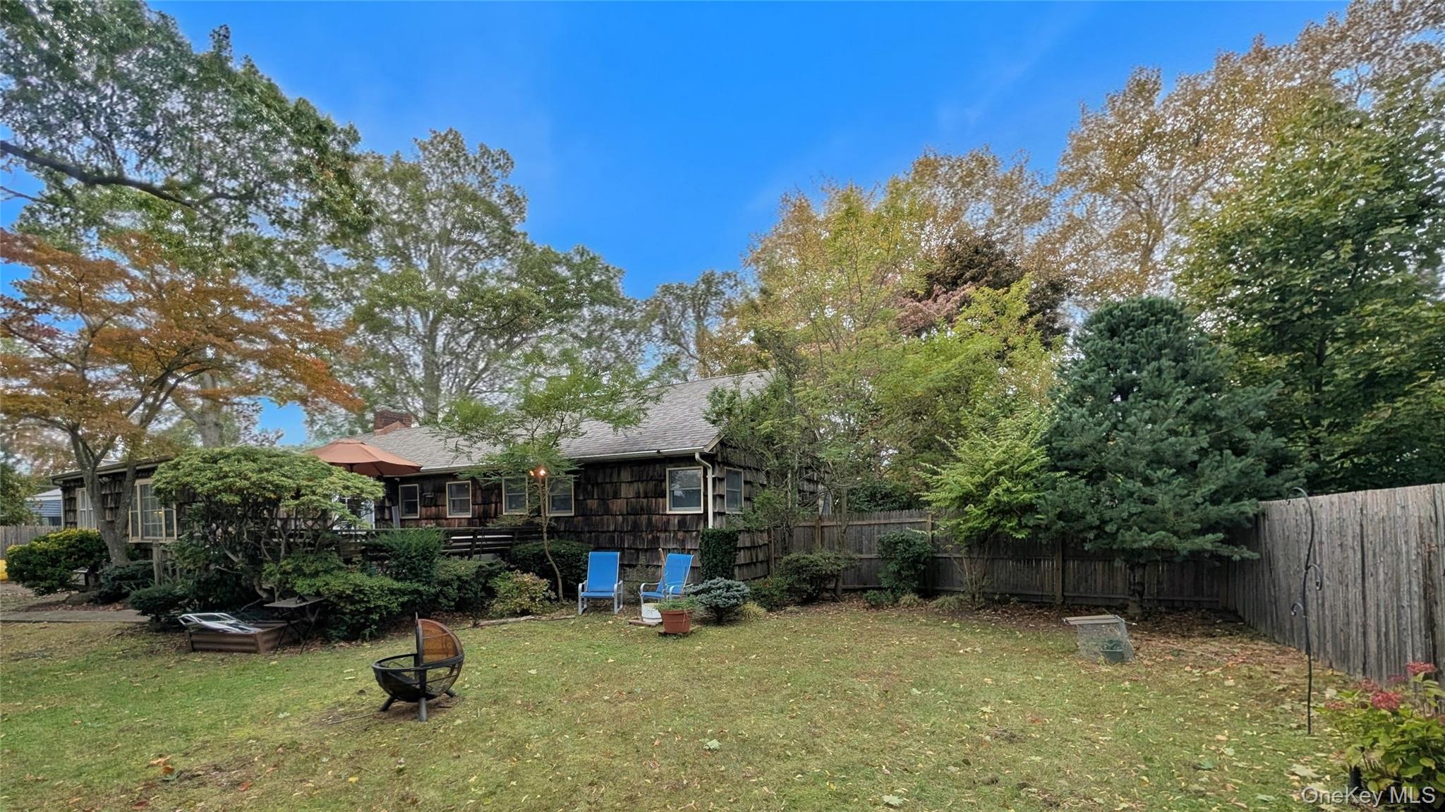 #2 photo, 57 Hiawatha Drive, Brightwaters , NY 11718