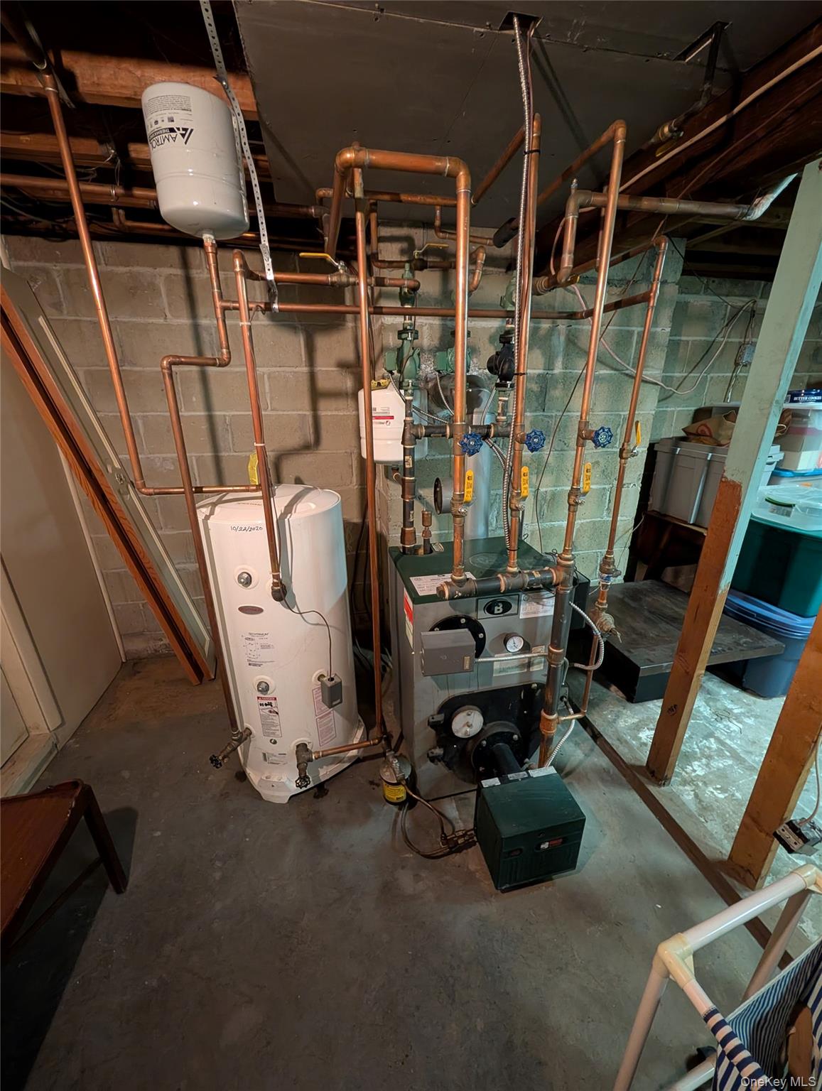 #20 photo, 57 Hiawatha Drive, Brightwaters , NY 11718