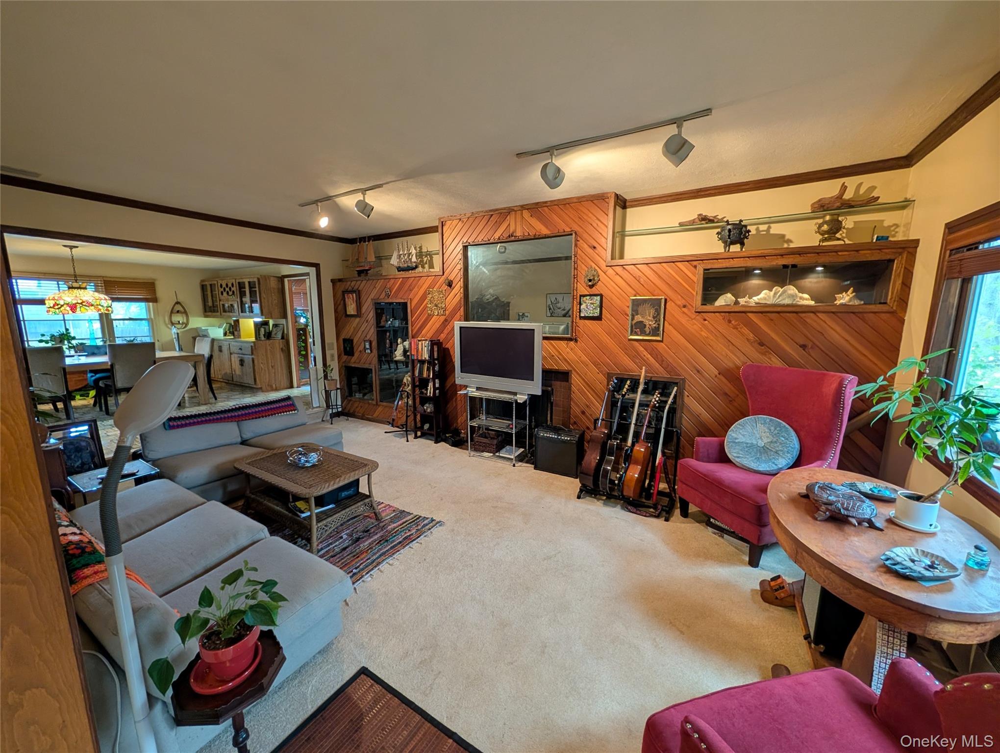 #6 photo, 57 Hiawatha Drive, Brightwaters , NY 11718