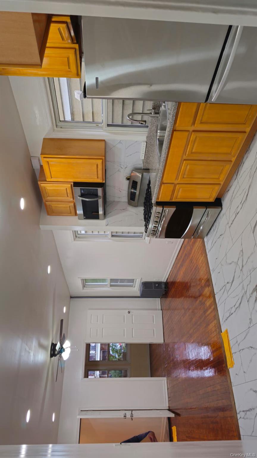 #1 photo, 5523 97th Place, クイーンズ区 Corona , NY 11368