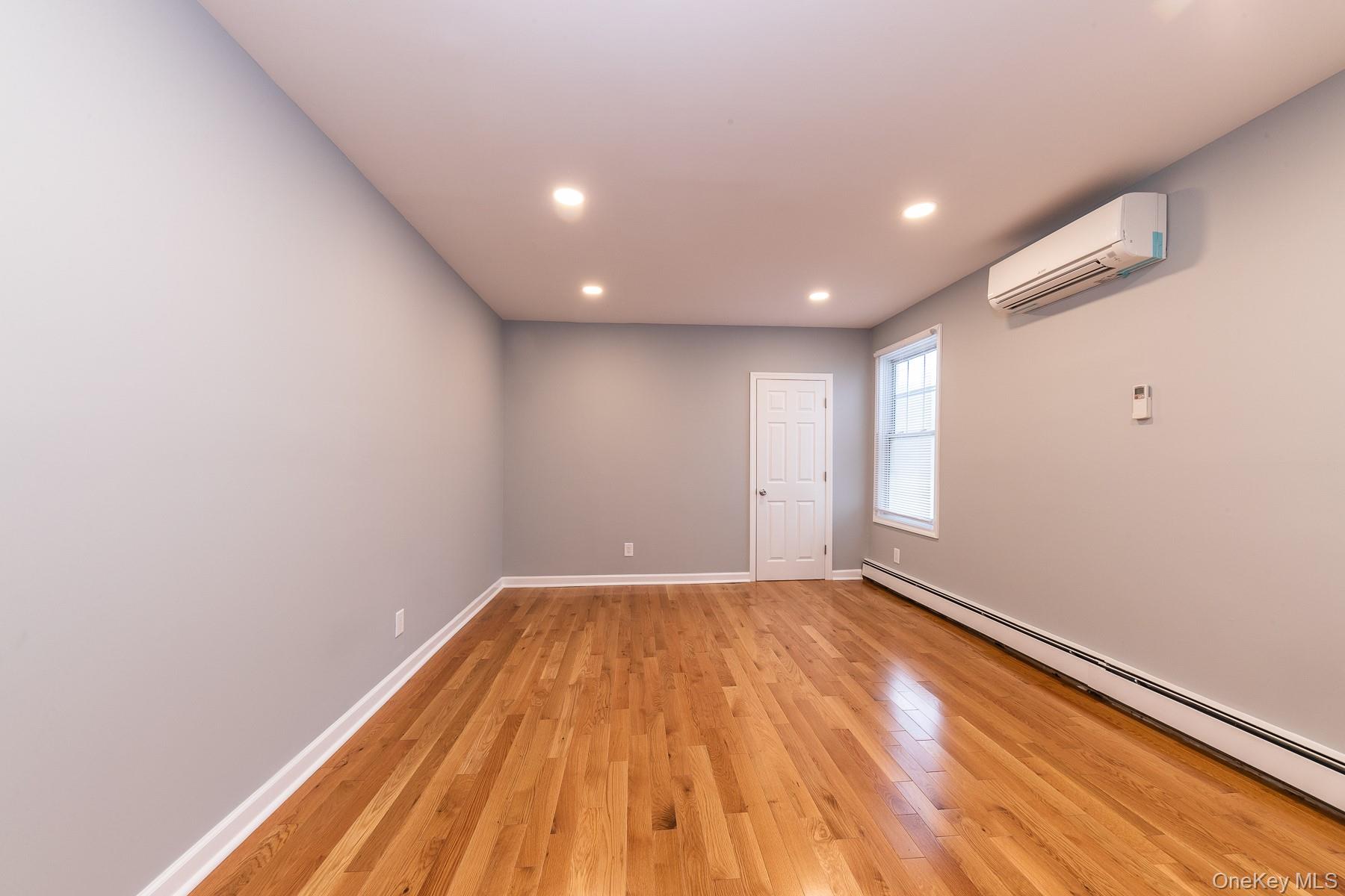 #12 photo, 20 Starks Place, Lynbrook , NY 11563