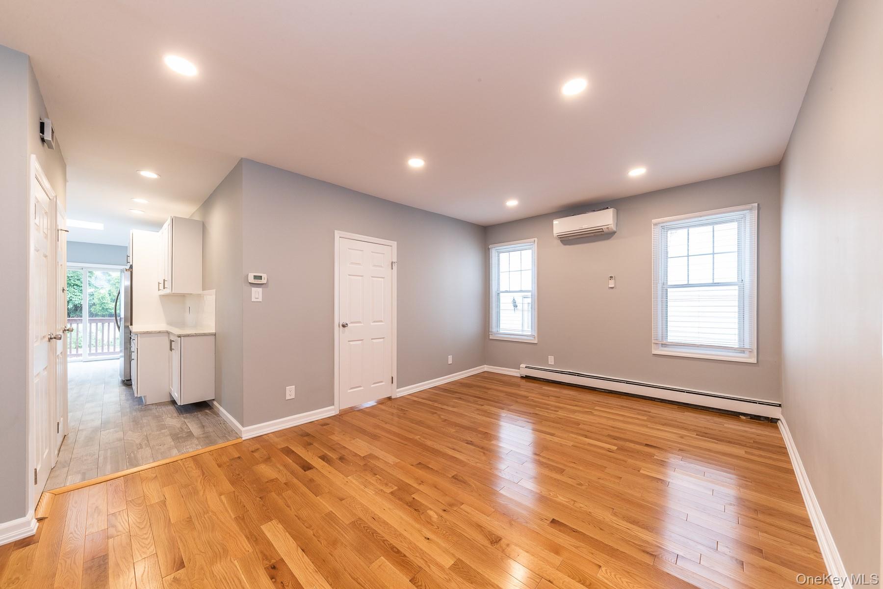 #8 photo, 20 Starks Place, Lynbrook , NY 11563