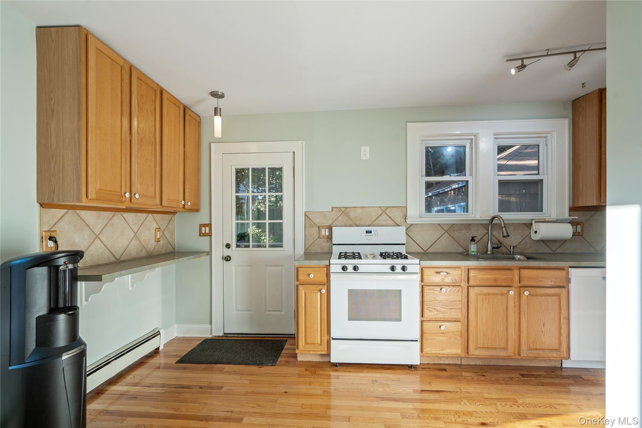 #12 photo, 15 Dune Court, Northport , NY 11768