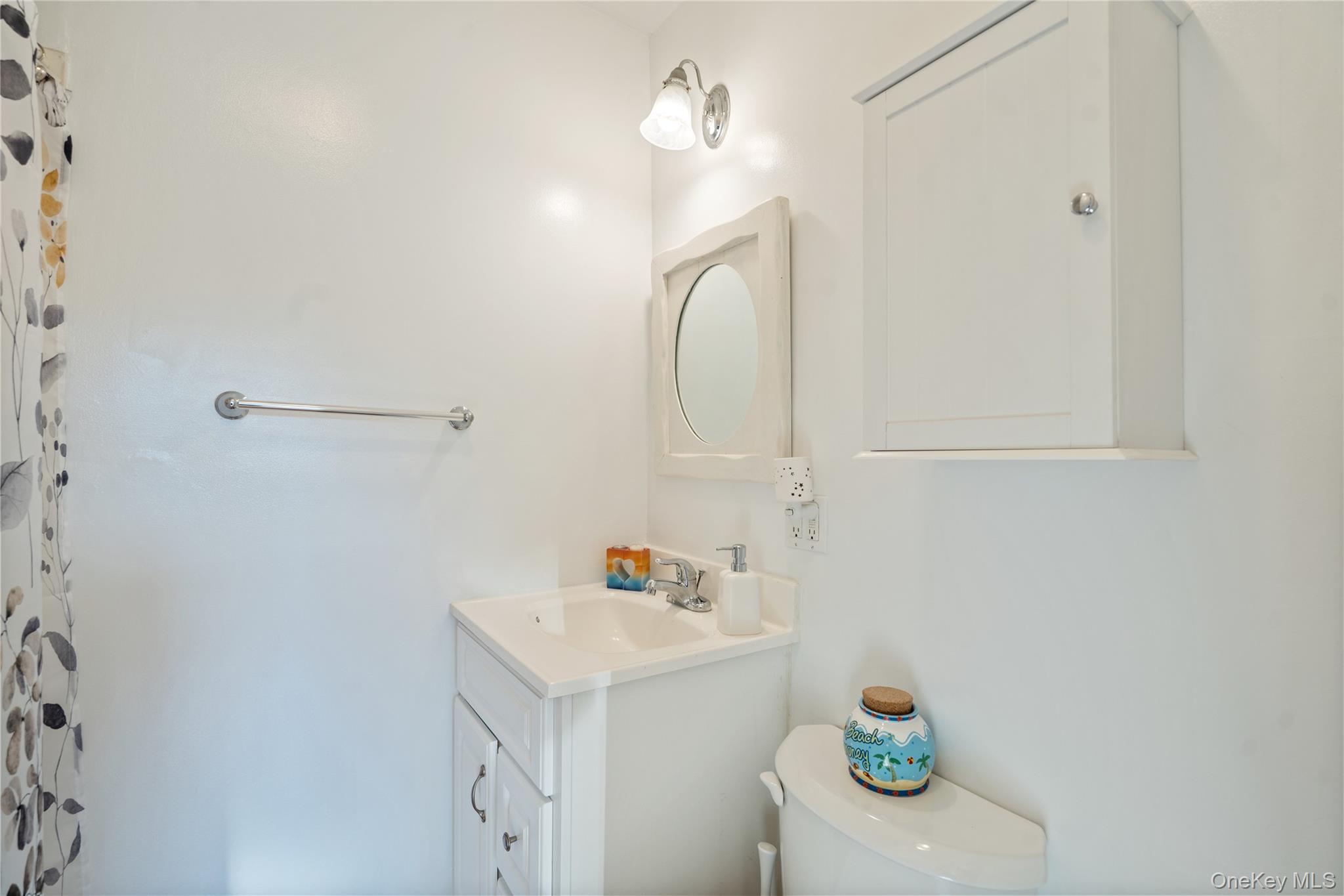 #19 photo, 15 Dune Court, Northport , NY 11768