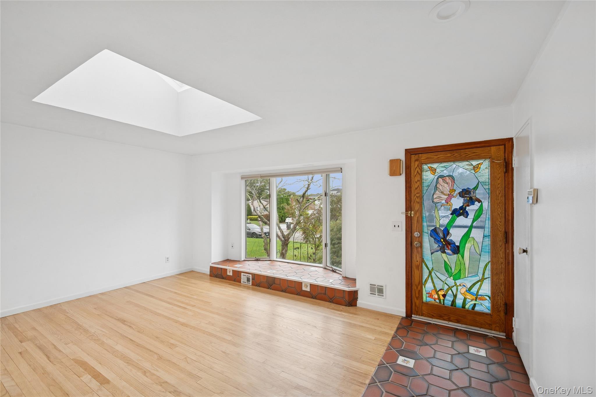 #5 photo, 11 Montrose Drive, サフォーク郡 Commack , NY 11725