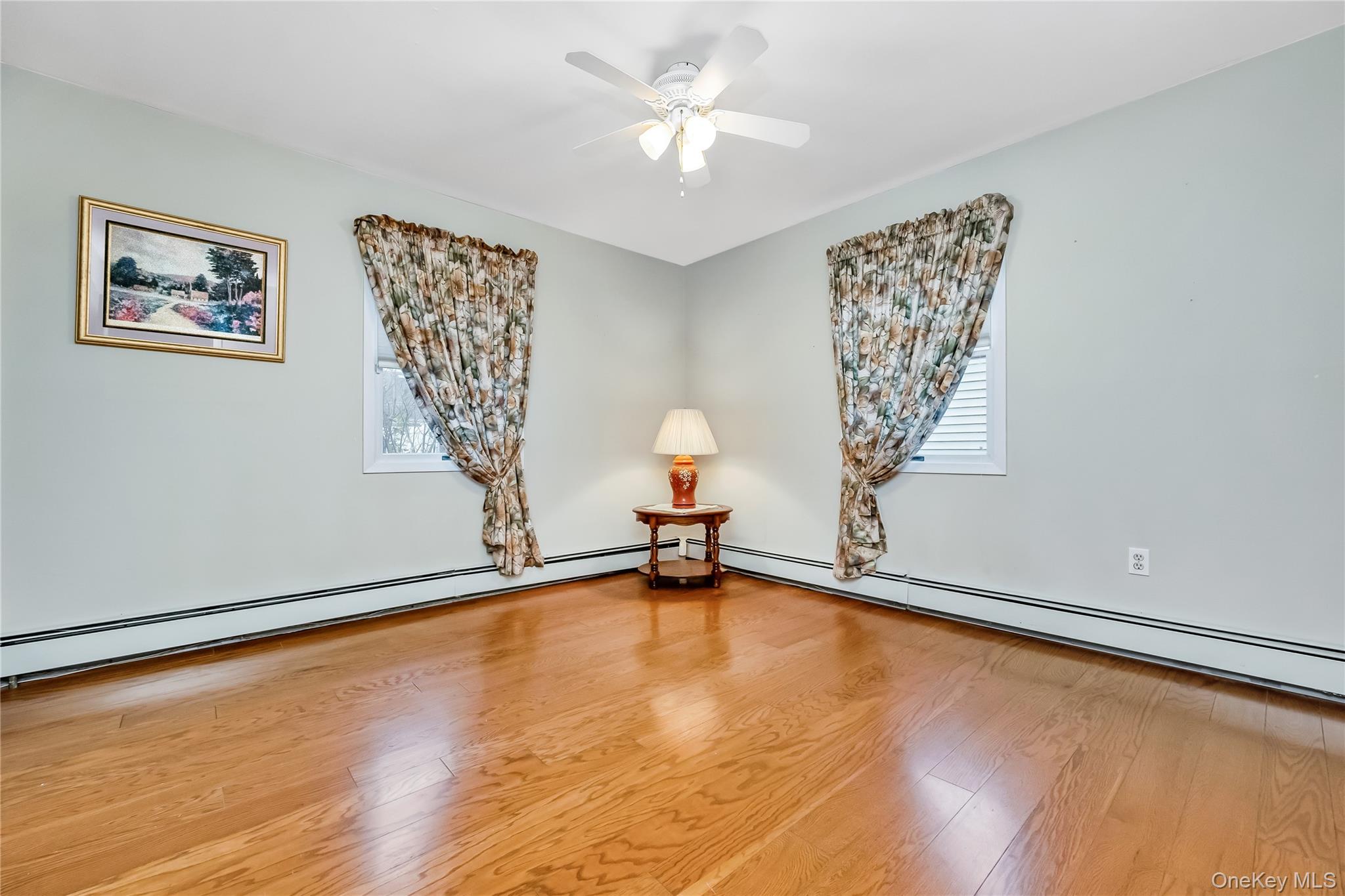 #12 photo, 45 Shotgun Lane, ナッソー郡 Levittown , NY 11756