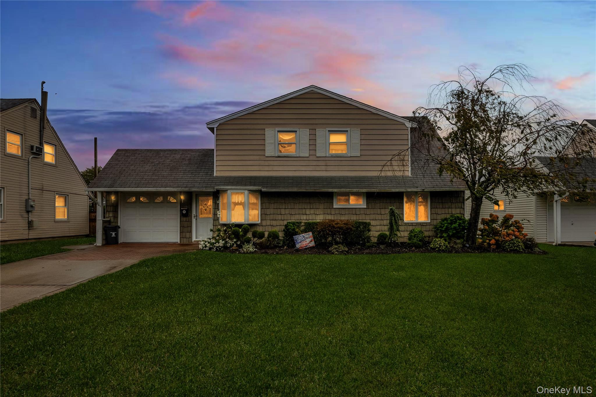 #2 photo, 45 Shotgun Lane, ナッソー郡 Levittown , NY 11756