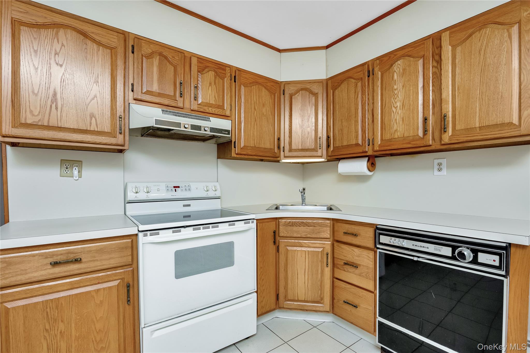 #3 photo, 45 Shotgun Lane, ナッソー郡 Levittown , NY 11756