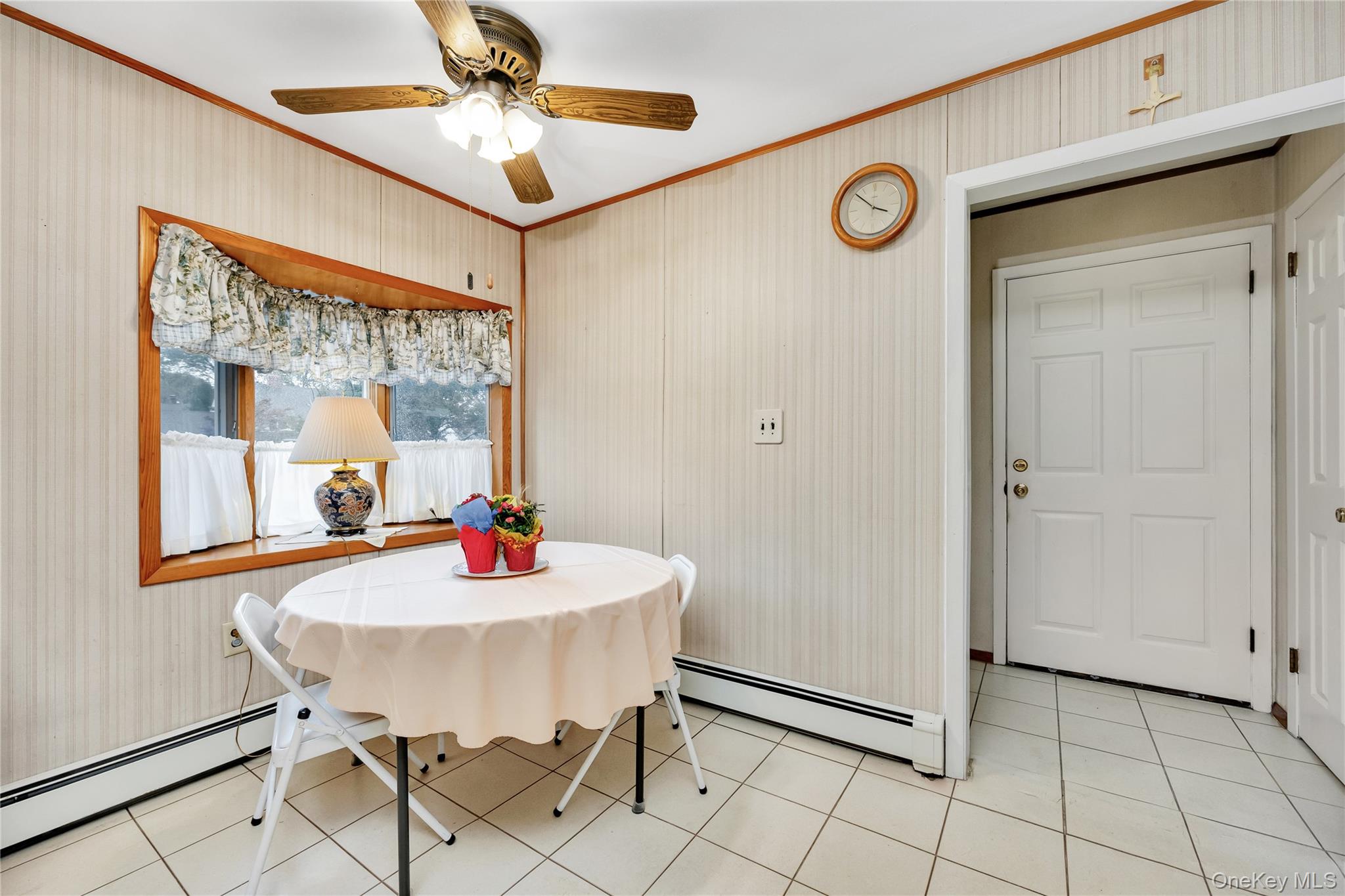 #5 photo, 45 Shotgun Lane, ナッソー郡 Levittown , NY 11756