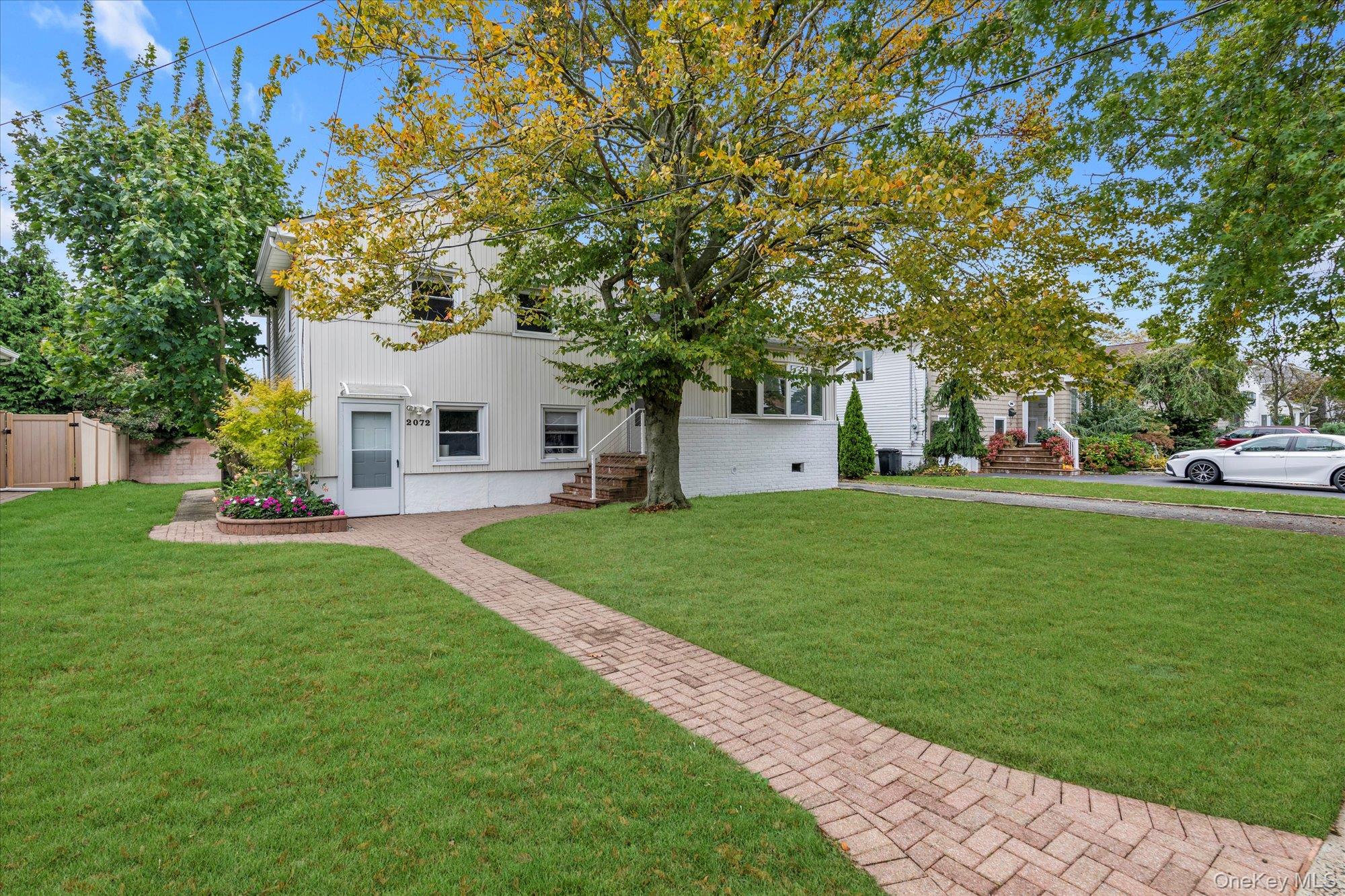 #1 photo, 2072 Brighton Way, नासाउ काउंटी Merrick , NY 11566