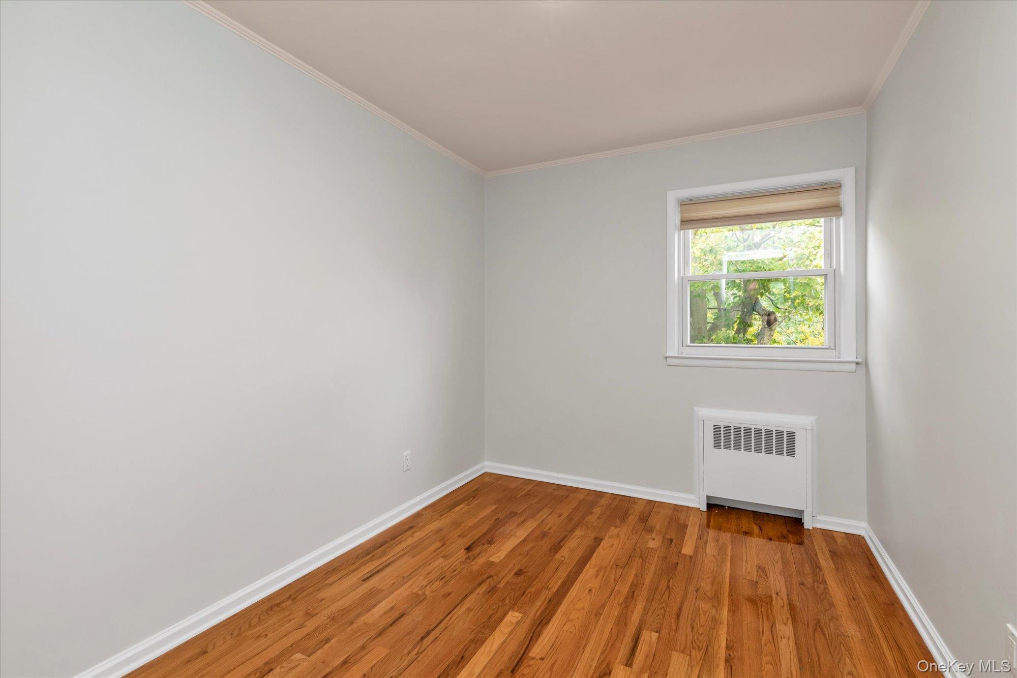 #13 photo, 2072 Brighton Way, नासाउ काउंटी Merrick , NY 11566