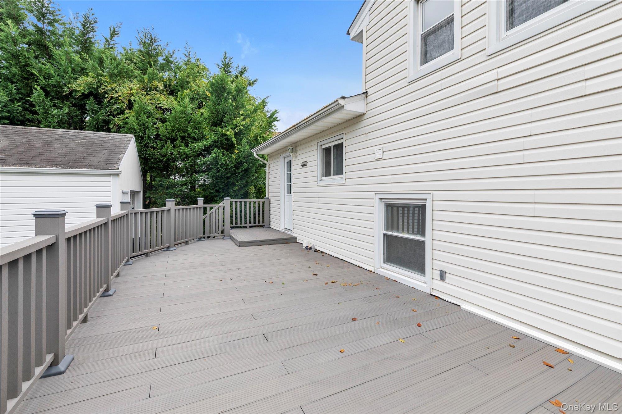 #20 photo, 2072 Brighton Way, नासाउ काउंटी Merrick , NY 11566