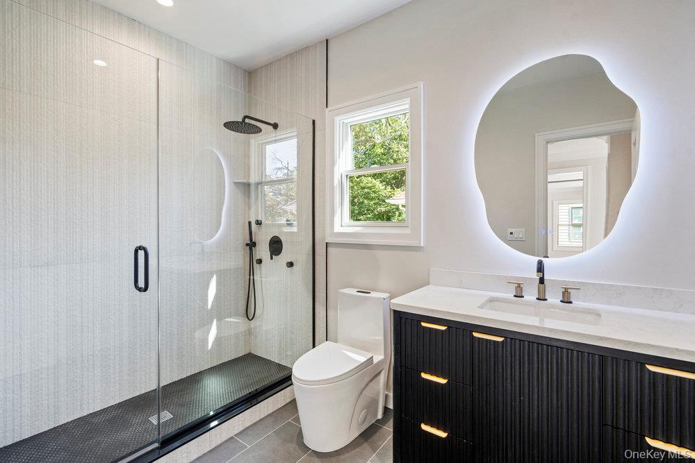 #17 photo, 51 Netz Place, Albertson , NY 11507