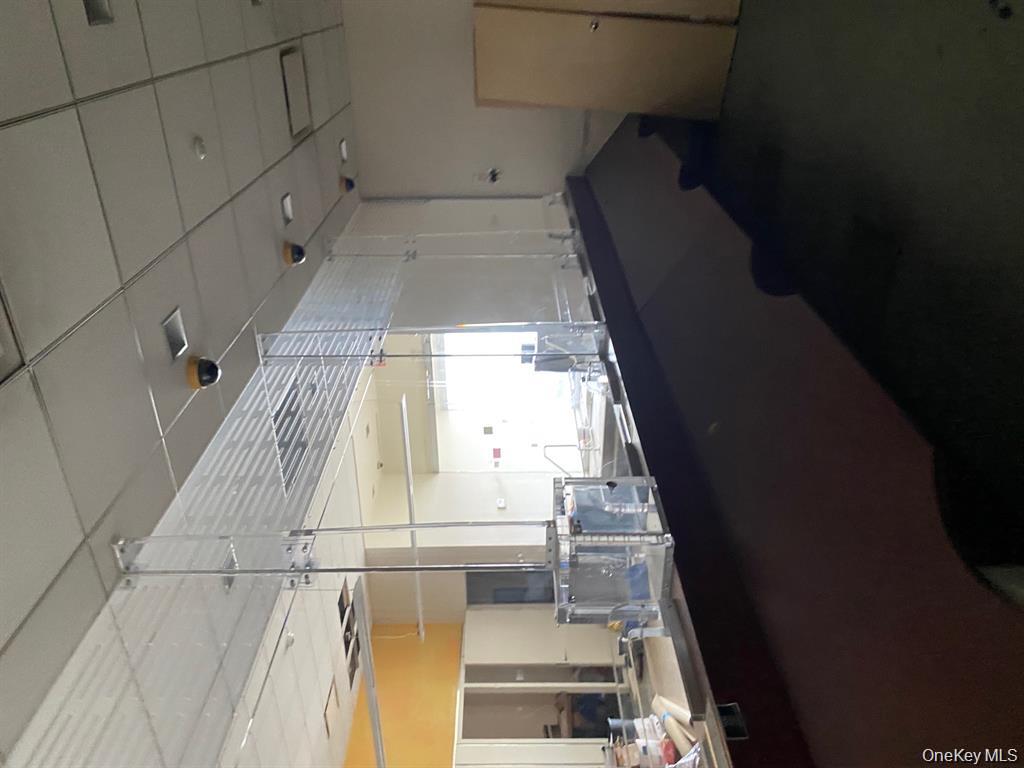 #14 photo, 421-423 Hunts Point Avenue, ブロンクス区 Bronx , NY 10474