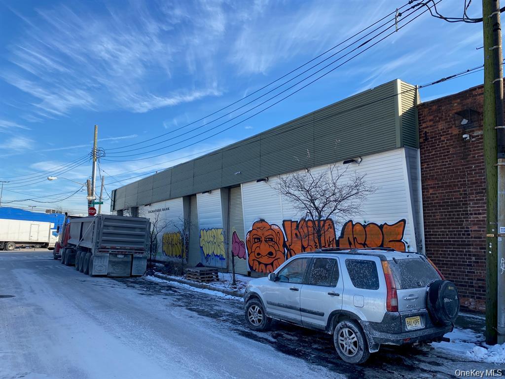 #8 photo, 421-423 Hunts Point Avenue, ブロンクス区 Bronx , NY 10474