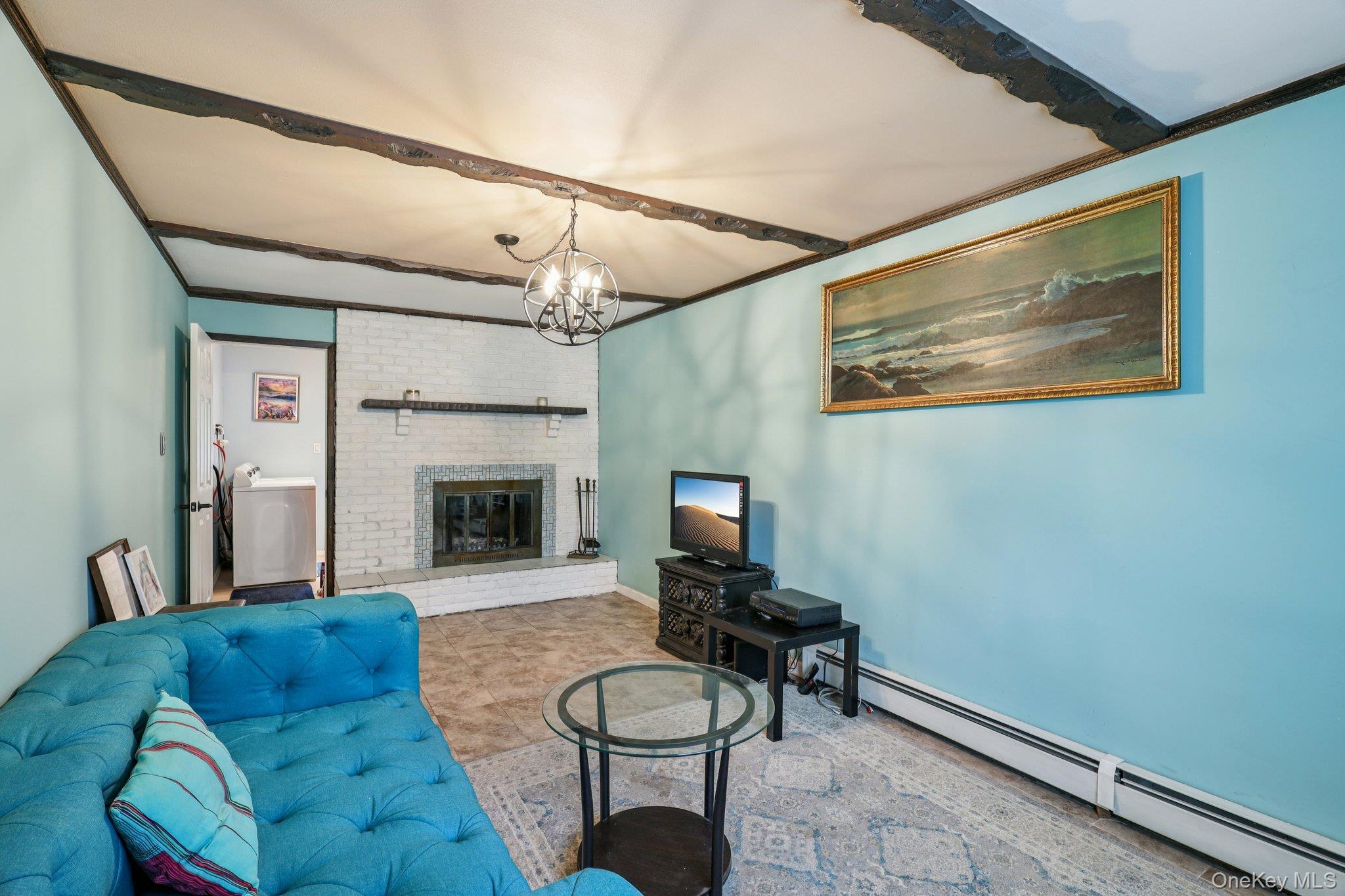 #17 photo, 44 Plymouth Boulevard, Smithtown , NY 11787