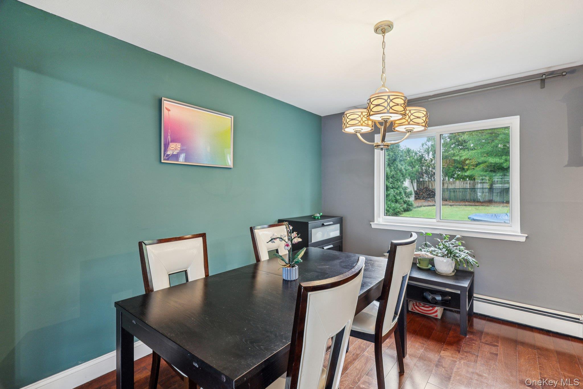 #8 photo, 44 Plymouth Boulevard, Smithtown , NY 11787