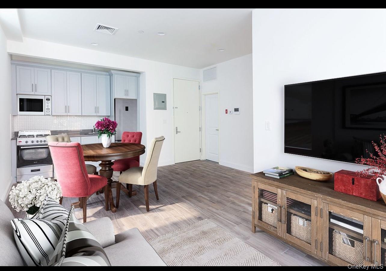 #2 photo, 1062 Clay Avenue, ブロンクス区 Bronx , NY 10456