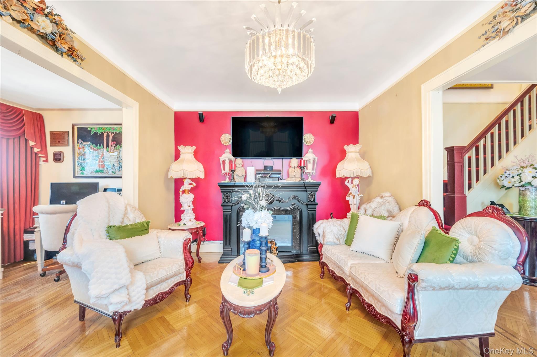 #4 photo, 88-49 202nd Street, Hollis , NY 11423