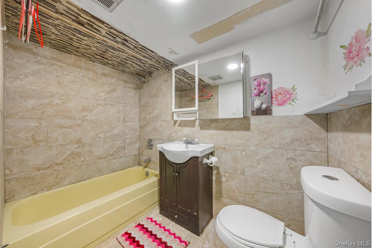 #17 photo, 13024 Springfield Boulevard, クイーンズ区 Springfield Gardens , NY 11413